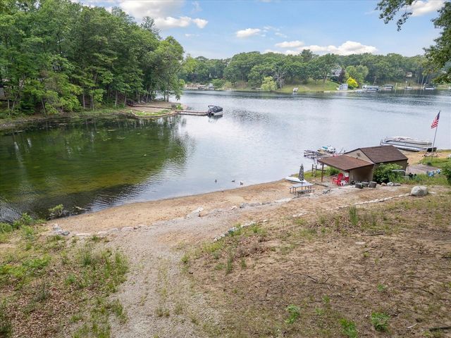 3801 Keeweenaw Drive, Grand Rapids, MI 49525