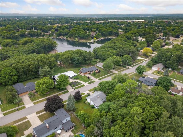 3801 Keeweenaw Drive, Grand Rapids, MI 49525