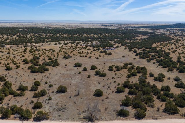 65 Casper Court, Moriarty, NM 87035