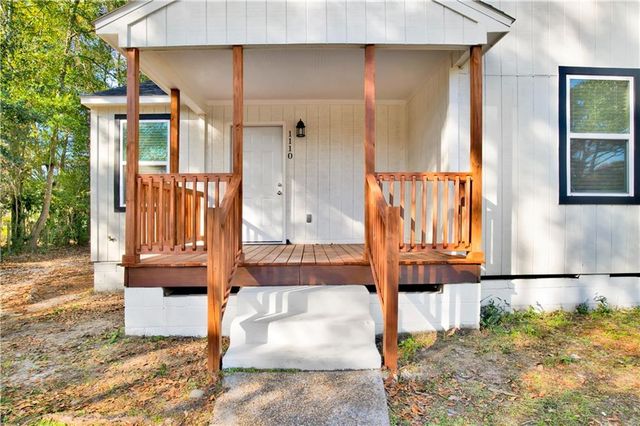 1110 Jackson Road, Mobile, AL 36605