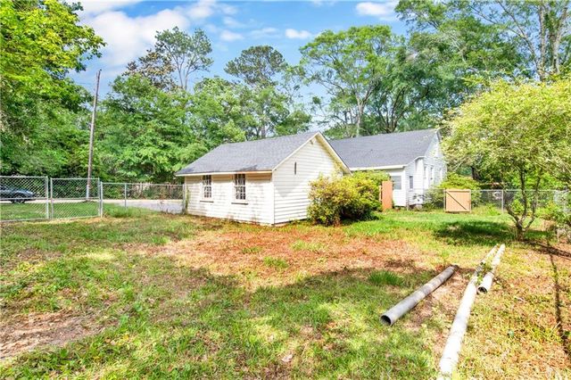 1110 Jackson Road, Mobile, AL 36605