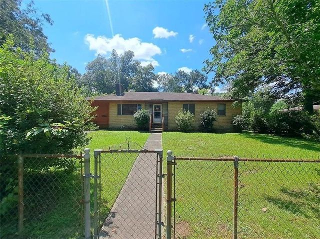 1110 Jackson Road, Mobile, AL 36605