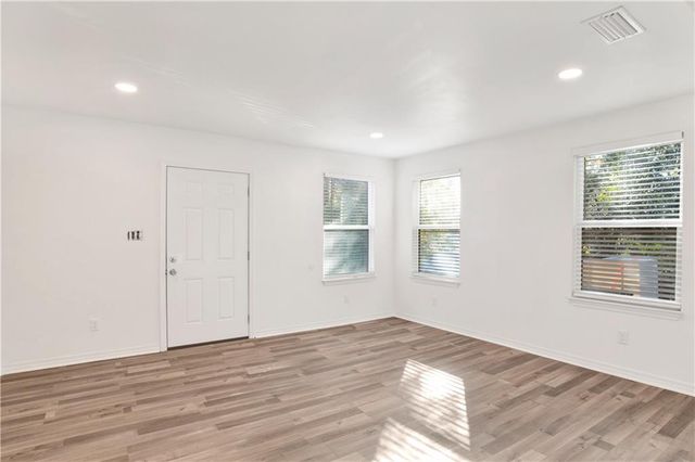 1110 Jackson Road, Mobile, AL 36605