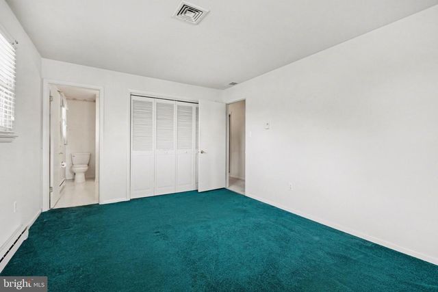 11 RANDI RD, Enola, PA 17025