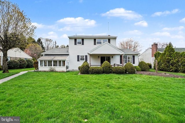 11 RANDI RD, Enola, PA 17025
