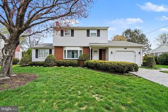11 RANDI RD, Enola, PA 17025