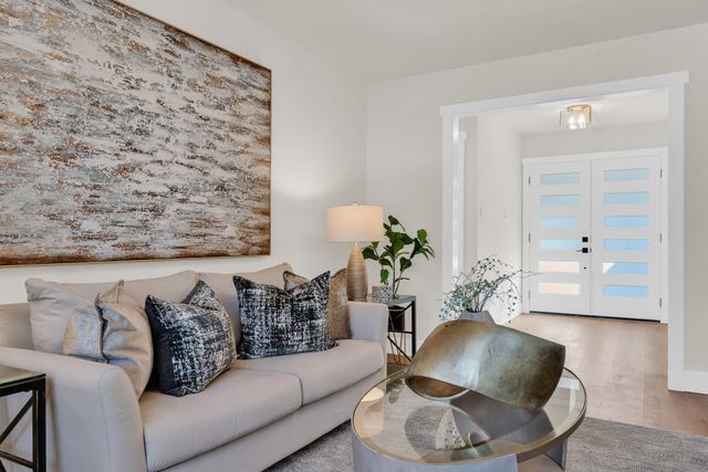 1021 Morello Ave, Martinez, CA 94553