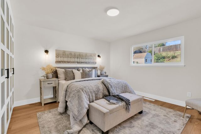 1021 Morello Ave, Martinez, CA 94553