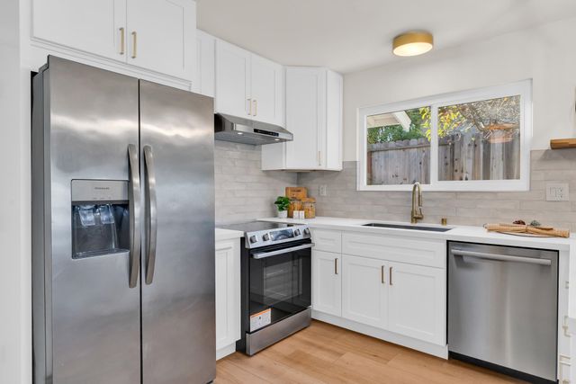 1021 Morello Ave, Martinez, CA 94553