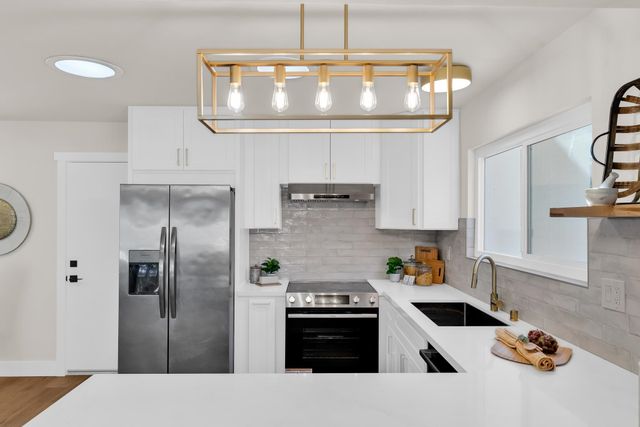 1021 Morello Ave, Martinez, CA 94553