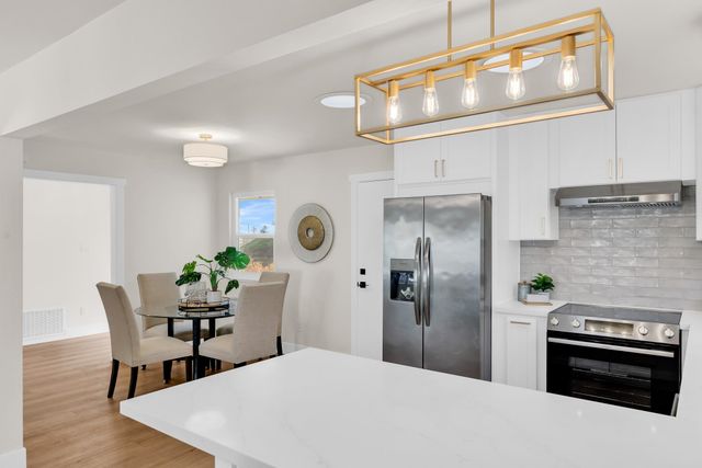 1021 Morello Ave, Martinez, CA 94553