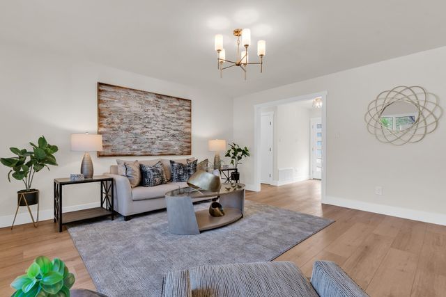 1021 Morello Ave, Martinez, CA 94553