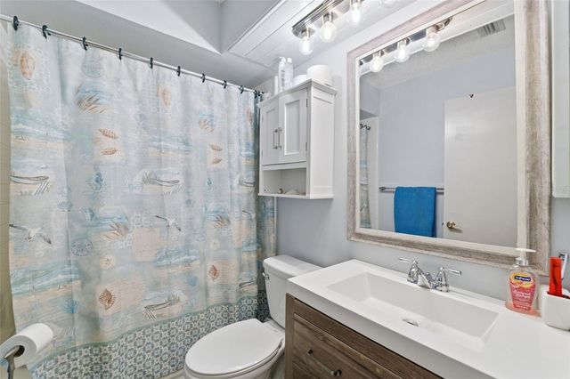 8035 GLENEAGLE DRIVE, Port Richey, FL 34668