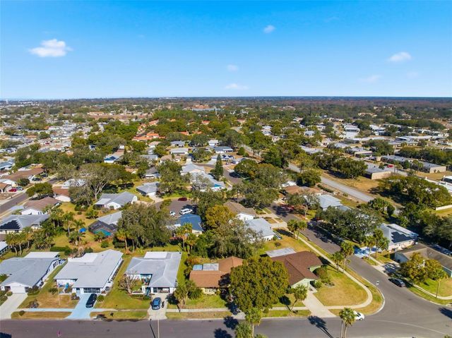 8035 GLENEAGLE DRIVE, Port Richey, FL 34668