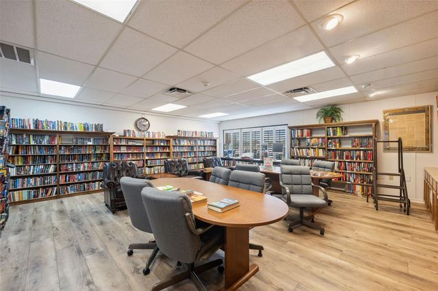 8035 GLENEAGLE DRIVE, Port Richey, FL 34668