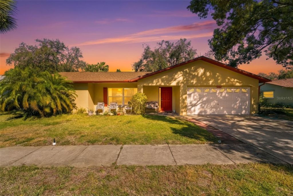 8035 GLENEAGLE DRIVE, Port Richey, FL 34668