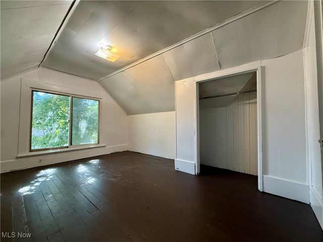 220 Oaklawn Avenue, Woodsfield, OH 43793