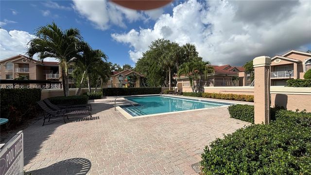 10420 SW 158th Court 105, Miami, FL 33196