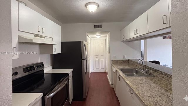 10420 SW 158th Court 105, Miami, FL 33196