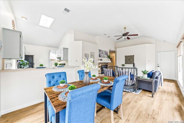 5874 Spring Cabin, San Antonio, TX 78247