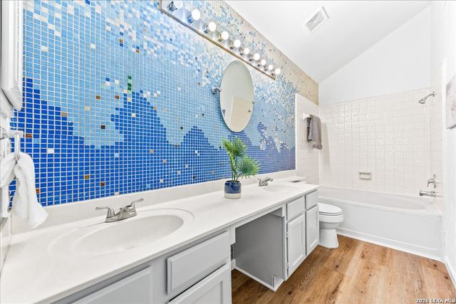 5874 Spring Cabin, San Antonio, TX 78247