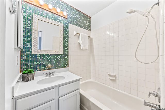 5874 Spring Cabin, San Antonio, TX 78247