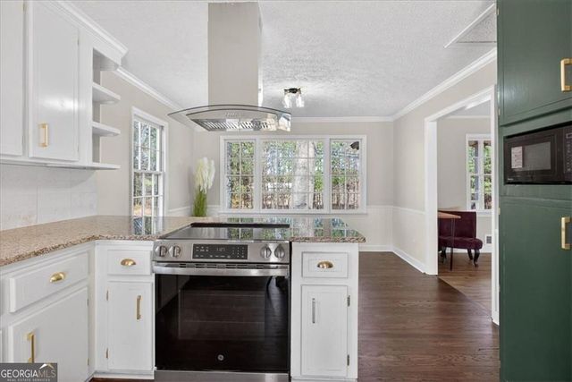 942 Old Batesville Road, Canton, GA 30115