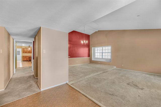 634 Chestnut Drive, Grand Prairie, TX 75052