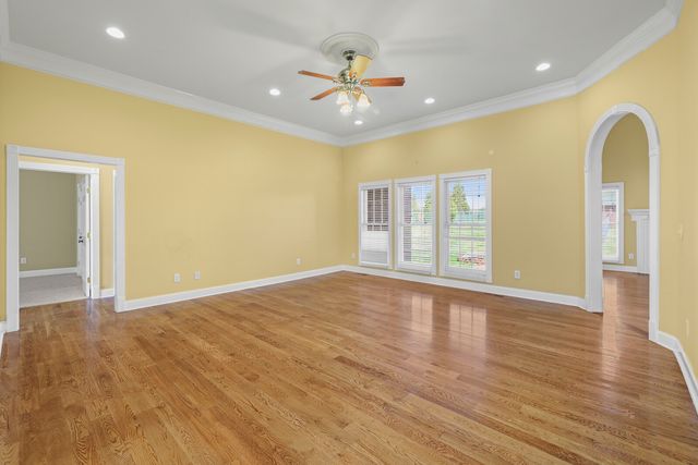1815 Hartsville Pike, Gallatin, TN 37066