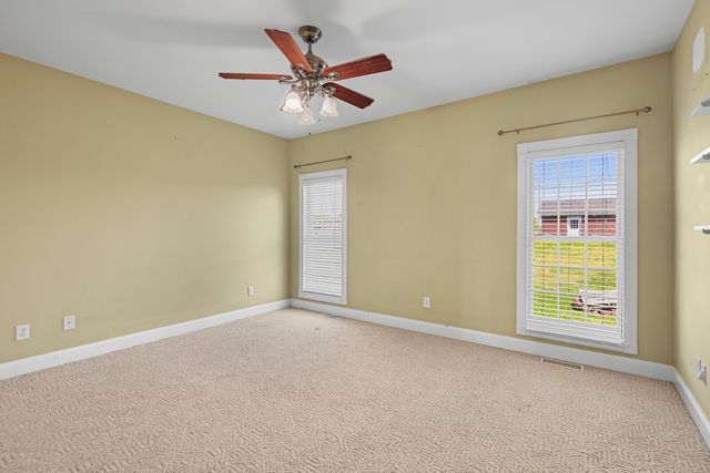1815 Hartsville Pike, Gallatin, TN 37066