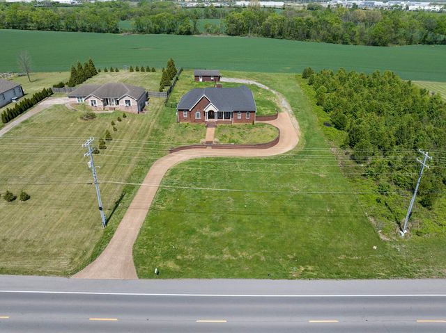 1815 Hartsville Pike, Gallatin, TN 37066