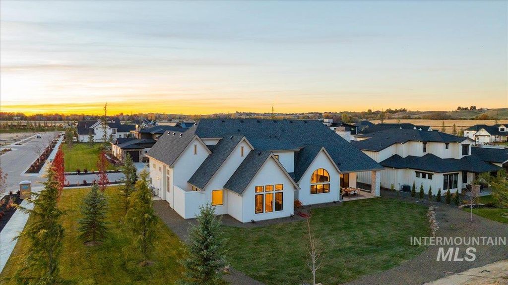 3408 N Hardwick Ave, Eagle, ID 83616 photo 34