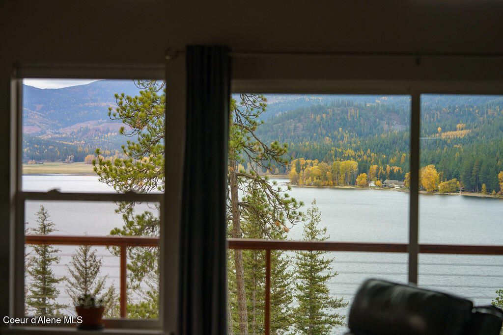 8171 W OSPREY RIDGE RD, Rathdrum, ID 83858 photo 14