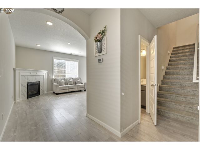 1825 Everett St, Forest Grove, OR 97116