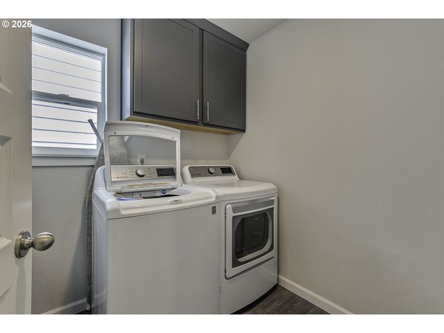 1825 Everett St, Forest Grove, OR 97116