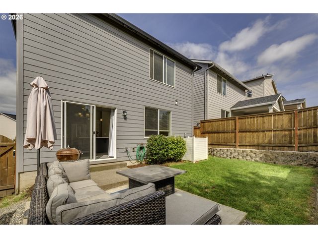 1825 Everett St, Forest Grove, OR 97116