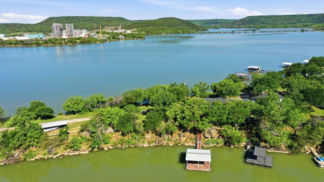 1069 Kennon Point, Palo Pinto, TX 76484