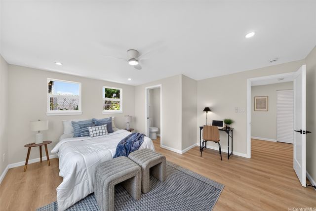 286 Hoomalu Street, Pearl City, HI 96782