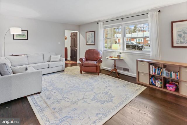 10 BOULDER BROOK DR, Wilmington, DE 19803