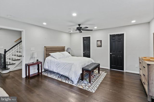 10 BOULDER BROOK DR, Wilmington, DE 19803