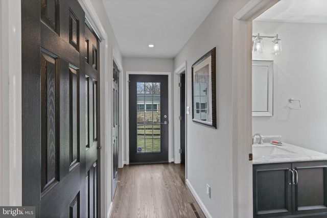 10 BOULDER BROOK DR, Wilmington, DE 19803