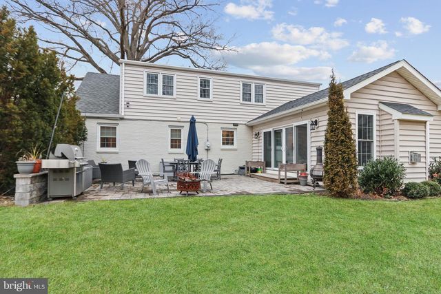 10 BOULDER BROOK DR, Wilmington, DE 19803