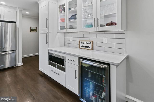 10 BOULDER BROOK DR, Wilmington, DE 19803