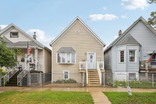 4842 S Wallace Street, Chicago, IL 60609