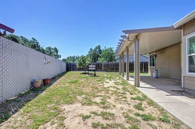 520 Harling Ct, Rio Linda, CA 95673