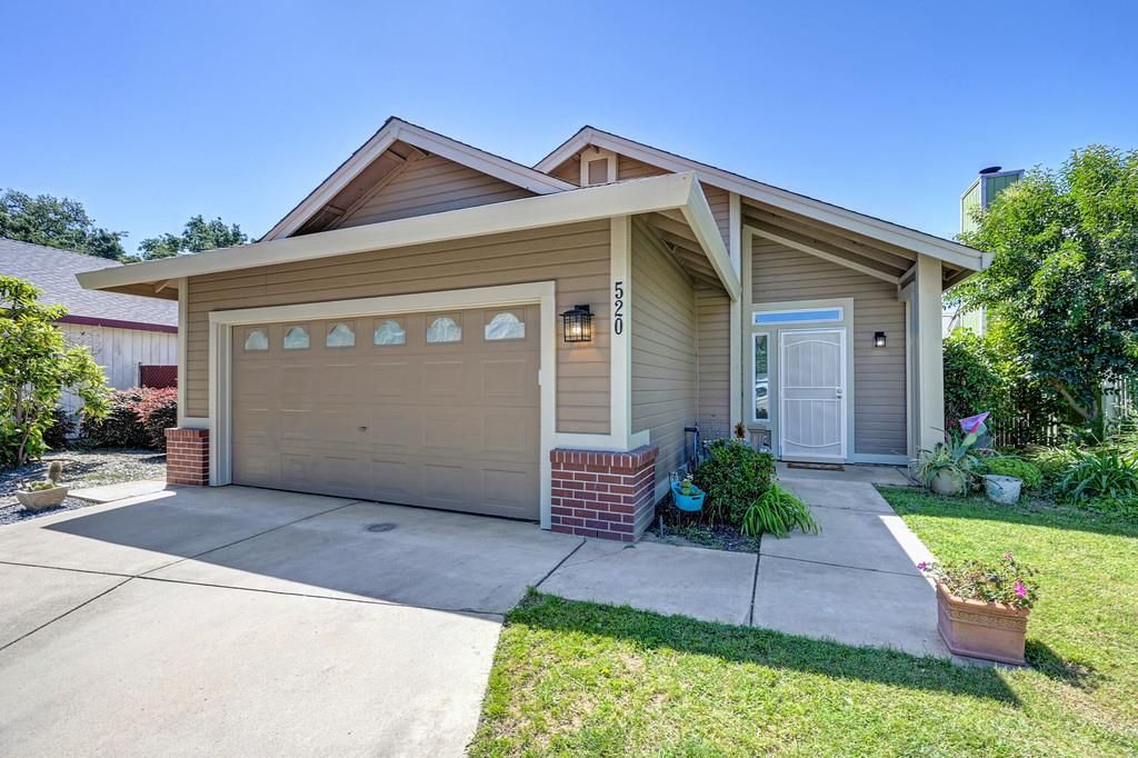 520 Harling Ct, Rio Linda, CA 95673