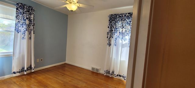 20506 Lochmoor Street, Harper Woods, MI 48225