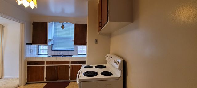 20506 Lochmoor Street, Harper Woods, MI 48225