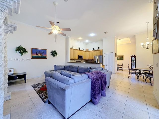 19302 SW 68th Street, Pembroke Pines, FL 33332