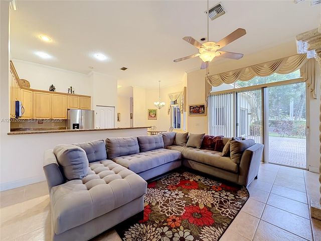 19302 SW 68th Street, Pembroke Pines, FL 33332